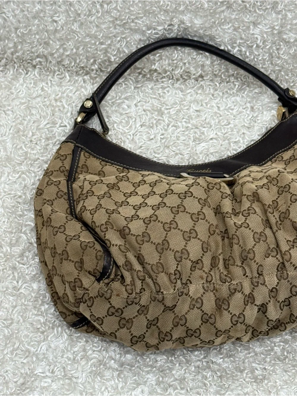 Gucci brown gg